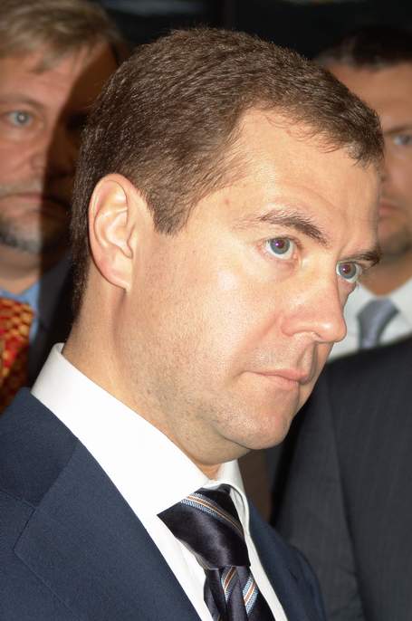Первый вице-премьер Правительства РФ Дмитрий Медведев провел встречу с представителями благотворительных организаций и бизнеса на Нижегородской ярмарке