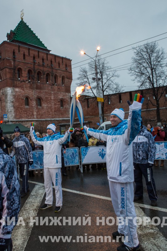 Эстафета Паралимпийского огня стартовала на пл. Минина и Пожарского в Нижнем Новгороде