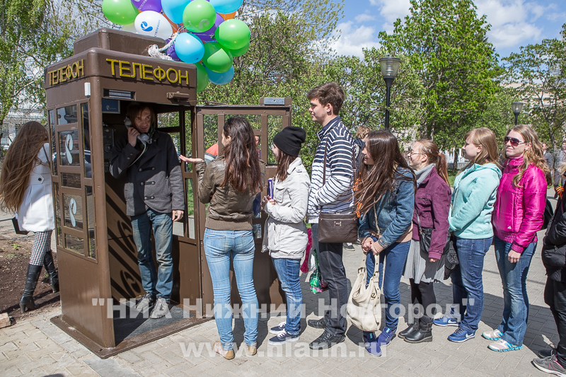 Телефонная будка в ретро-стиле открылась на улице Рождественской в Нижнем Новгороде