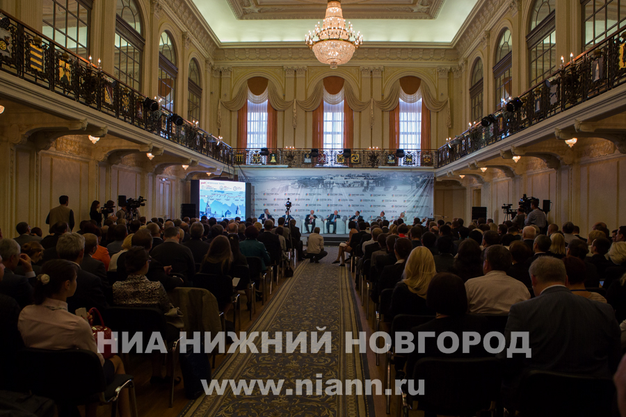 Восемь соглашений на общую сумму около 64 млрд рублей было подписано за два дня работы III Международного бизнес-саммита в Нижегородской области