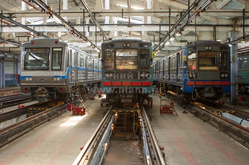МП Нижегородское метро планирует списать 56 вагонов метрополитена к концу 2015 года
