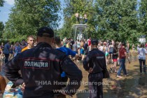 Флешмоб под названием Водная битва прошел в Нижнем Новгороде
