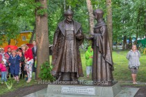 Памятник святым Петру и Февронии открыли в Нижнем Новгороде
