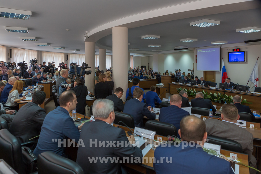 Участие в первом заседании городской Думы Нижнего Новгорода VI созыва принимают 44 из 47 избранных депутатов