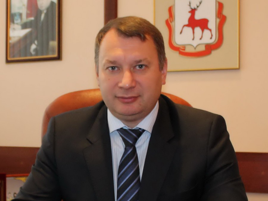 Гендиректор МП НПАТ Дмитрий Кирсанов написал заявление о сложении полномочий