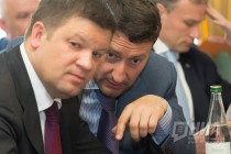 Заместители губернатора Нижегородской области Роман Антонов и Антон Аверин (слева направо)