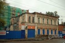 Аварийное здание по ул. Ильинской, д 64. (Планируется реставрация)