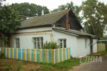 В глубине улицы Ильинской встречаются старые одноэтажные частные дома.