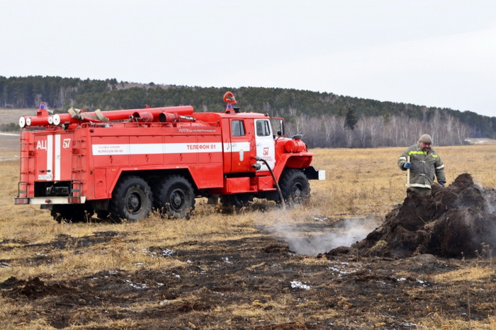 16 загораний сухой травы случилось в Нижегородской области на протяжении суток
