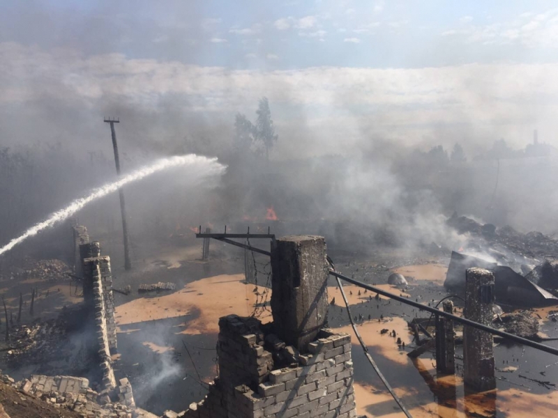 Крупный пожар произошел в промзоне на Игумновском шоссе Дзержинска Нижегородской области