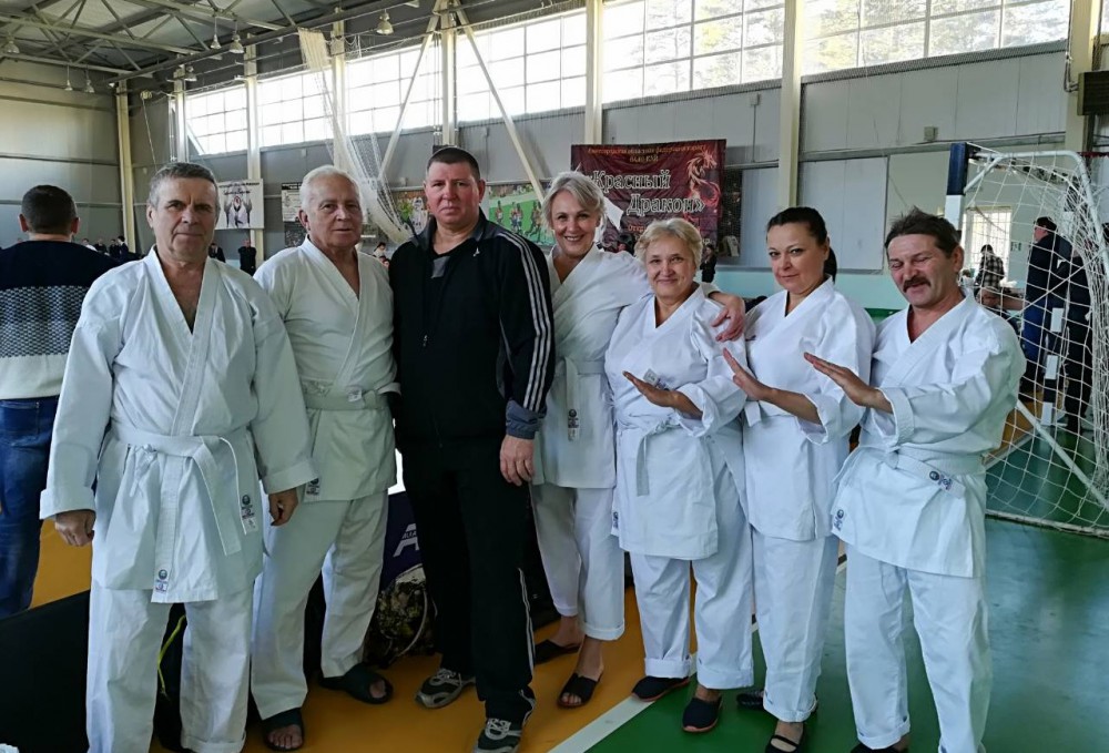 Нижегородские пенсионеры из проекта "Каратэ для долголетия" выступили на турнире "Красный Дракон" в Балахне