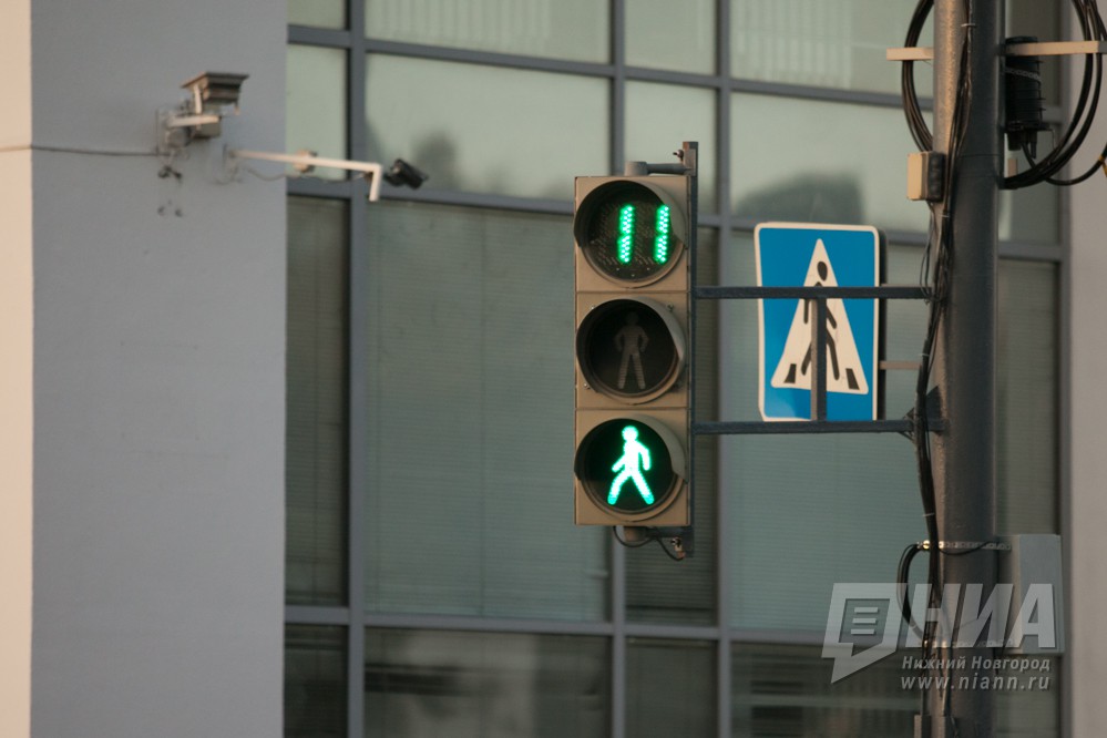 Маршрутка сбила 10-летнюю школьницу на светофоре в Автозаводском районе Нижнего Новгорода 20 ноября