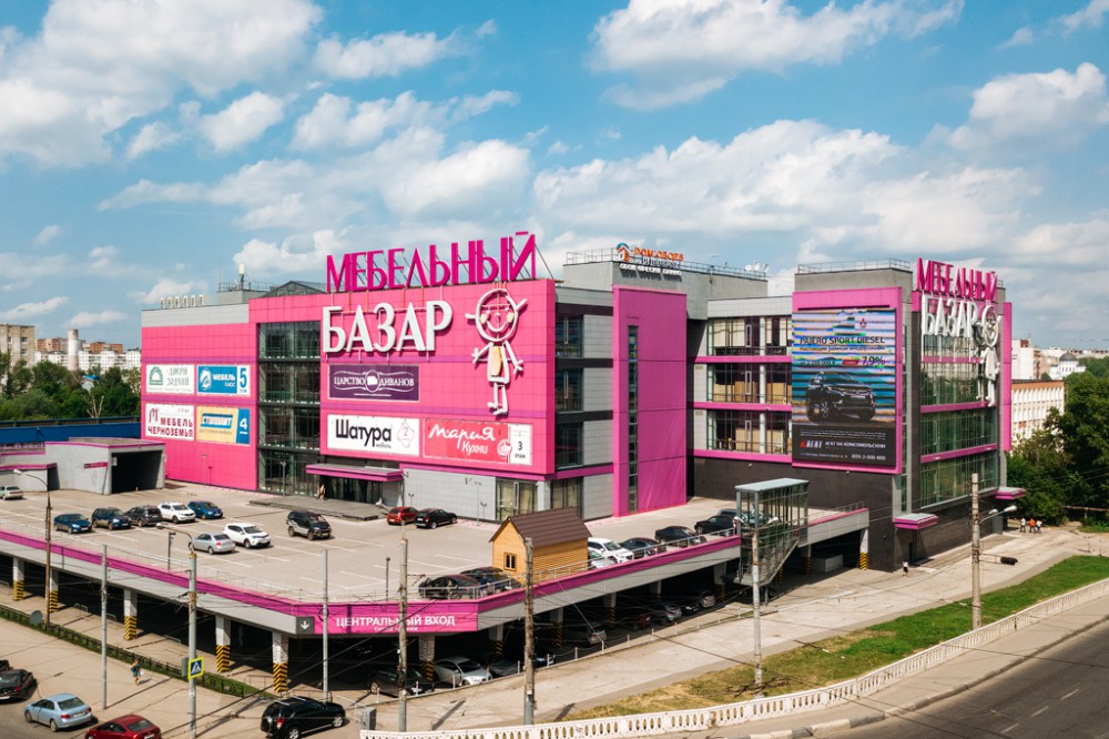 Нижегородский ТЦ "Мебельный Базар" пополнился салоном "Вардек"