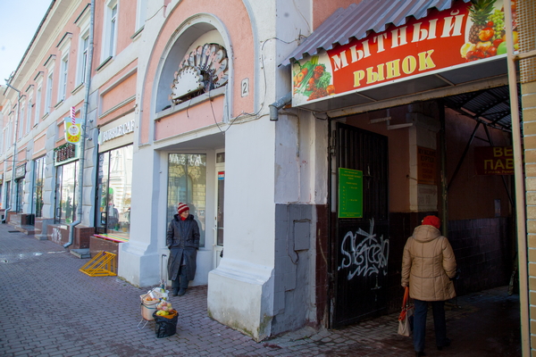 Гражданина Азербайджана приговорили к 3,5 годам за ножевое ранение нижегородцу на "Мытном рынке" 