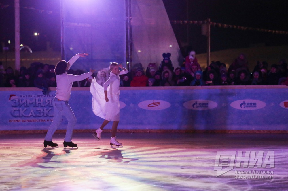 Профессиональные фигуристы выступят для детей-сирот на нижегородском катке "Зимняя сказка"
