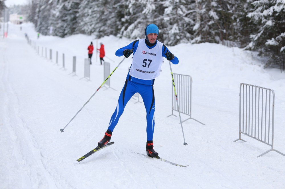"ЛУКОЙЛ&ndash;Нижегороднефтеоргсинтез" организовал спартакиаду, посвященную юбилею профсоюза ПАО "ЛУКОЙЛ"