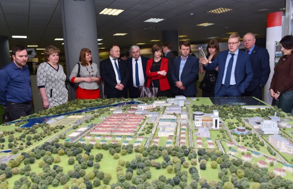 Депутаты "Единой России" обсудили проблемы районов, входящих в нижегородский избирательный округ №130