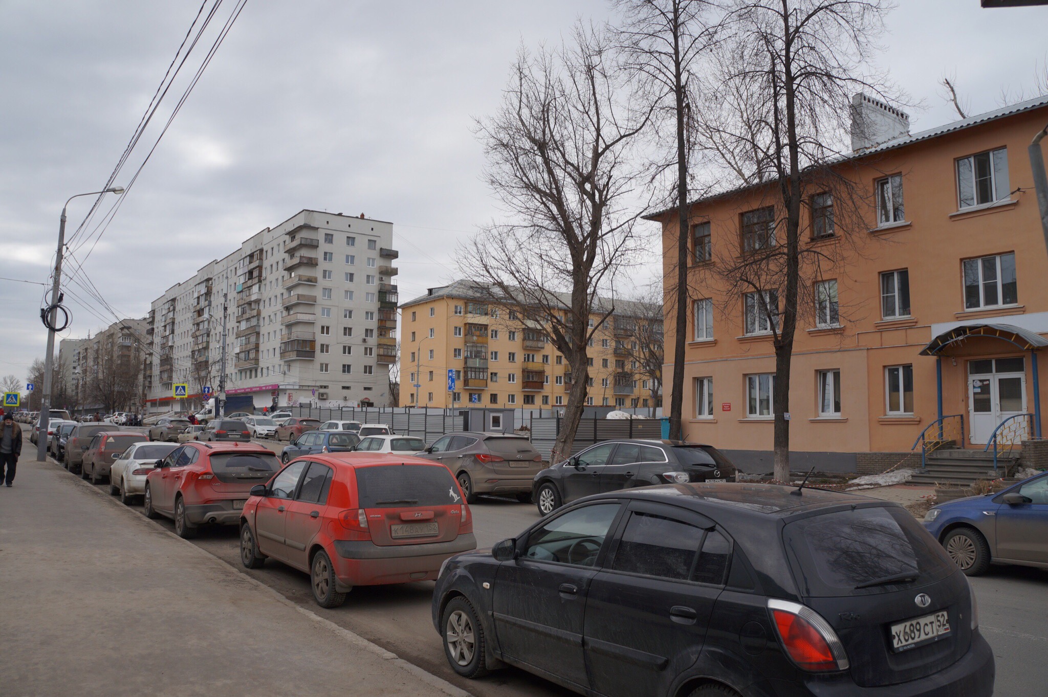 Жители микрорайона "Ярмарка" обратились к нижегородским властям с просьбой помешать строительству гостиницы