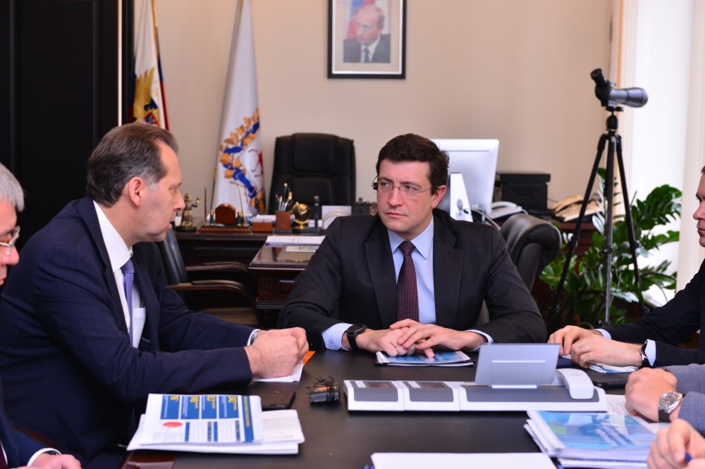 Возможность обновления трамвайного парка Нижнего Новгорода обсудил Глеб Никитин с руководством "Уралвагонзавода"