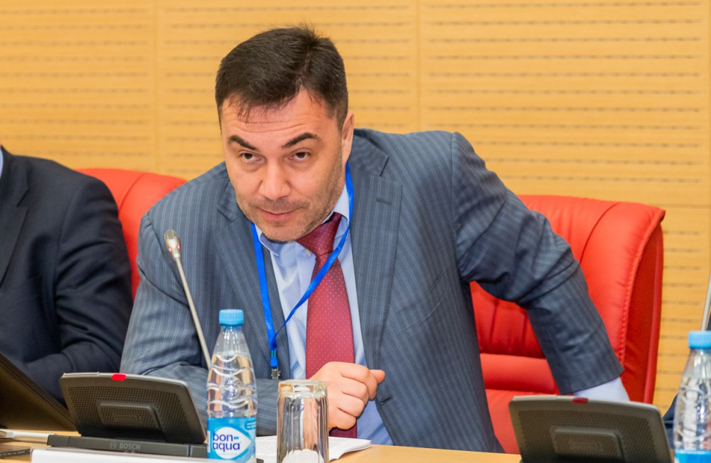 "В ближайшие дни мы открываем центр оценки квалификации специалистов финансового рынка", - Михаил Гапонов