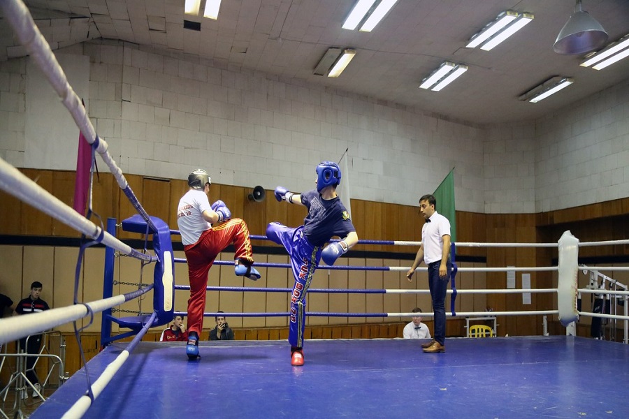 Около 100 нижегородских кикбоксеров приняли участие в открытом первенстве города 