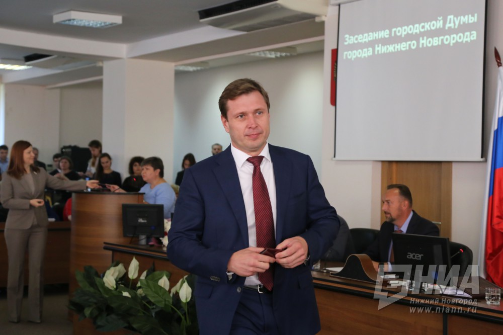 "Надо решать вопрос со второй сменой в школах", - Станислав Прокопович