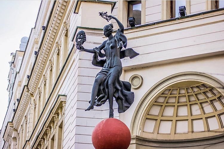 Нижегородский театр "Комедiя" начал работать над новым спектаклем про "плохих парней"