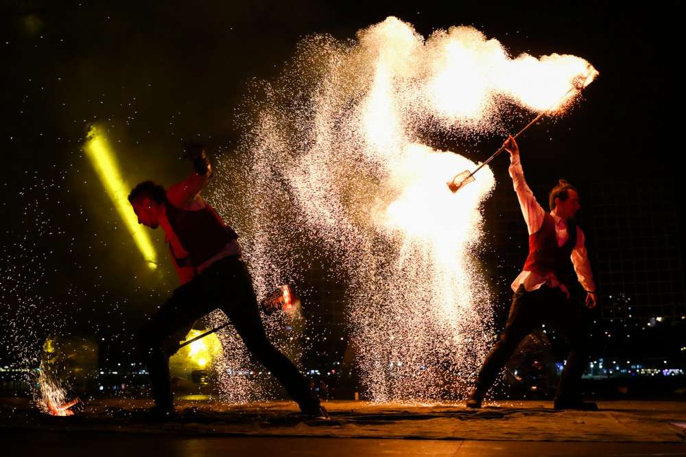 Свыше 10 тысяч человек побывали на фестивале огня "Жарко" в Нижнем Новгороде