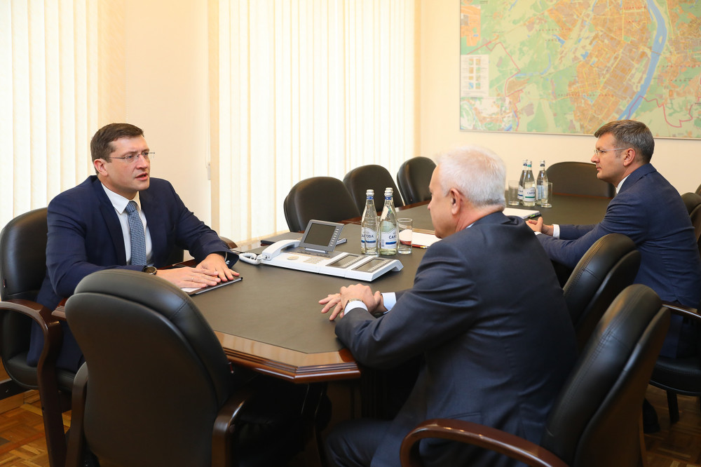 Новые инвестпроекты ПАО "Лукойл" обсудили Глеб Никитин и Вагит Алекперов