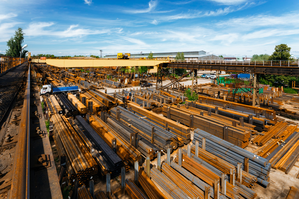 Компания "Металлоптторг" предлагает сотрудничество в преддверии Нового года