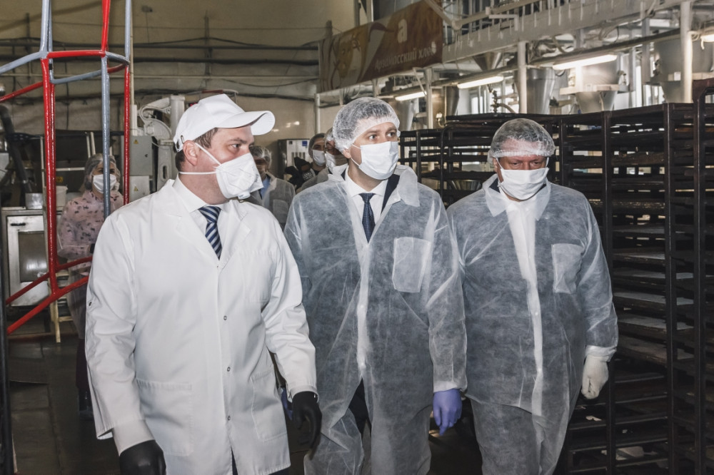 Андрей Гнеушев проверил работу арзамасского хлебозавода 