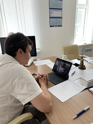 "Принятые меры господдержки должны идти к конкретному предпринимателю, в конкретном населенном пункте", - Денис Москвин