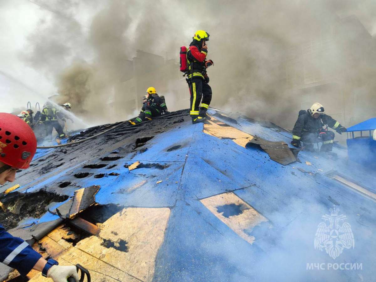 МЧС назвало причину пожара в частной клинике на Большой Покровской