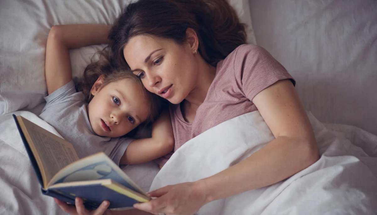 Главное слово в каждой судьбе: "Ростелеком", "Литрес" и "Читай-город" назвали черты идеальной мамы