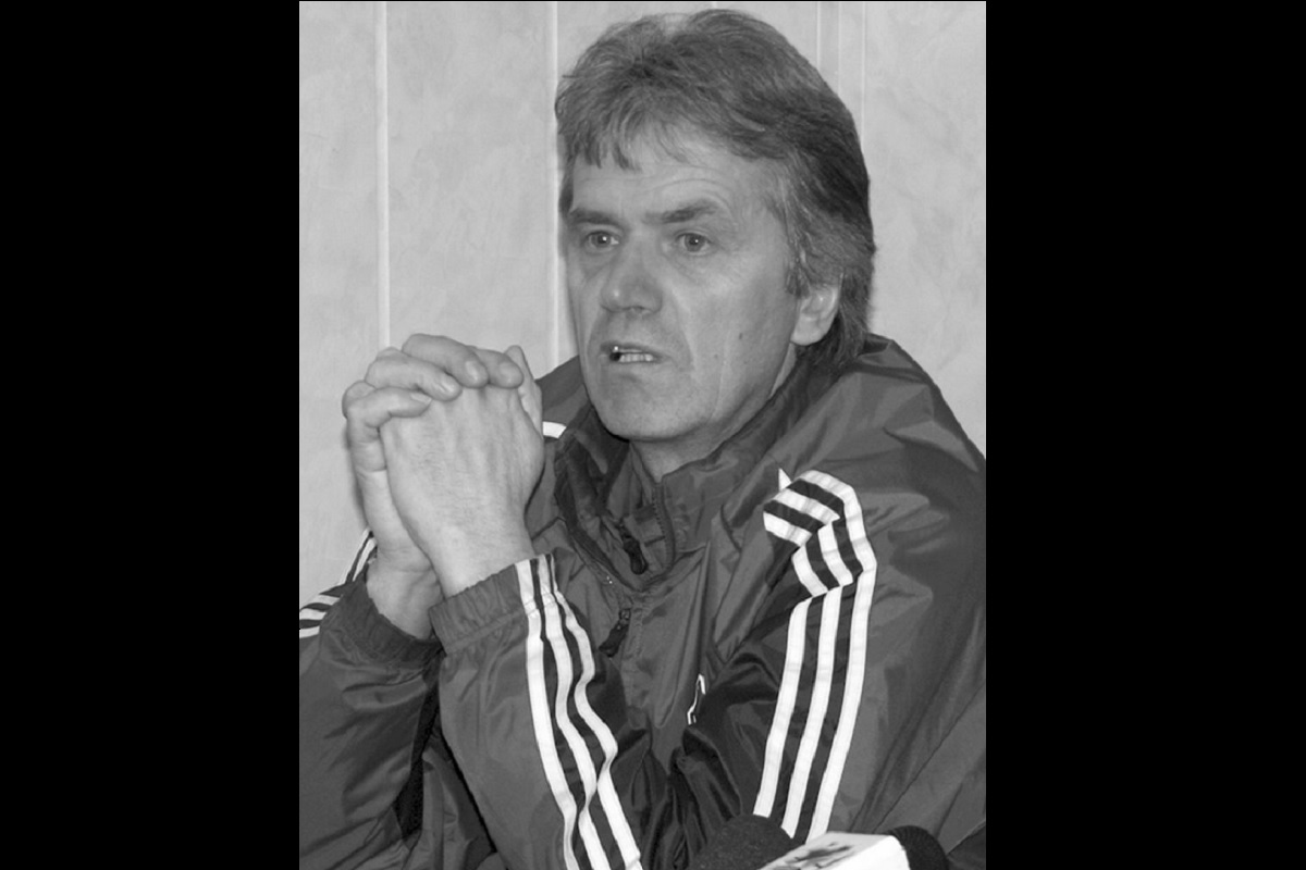 Ушел из жизни нижегородский футбольный тренер Владимир Зиновьев