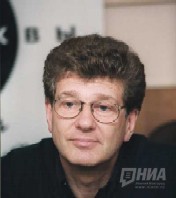 Несмотря на то, что пьеса Арт - французская, она очень российская, считает Игорь Костолевский