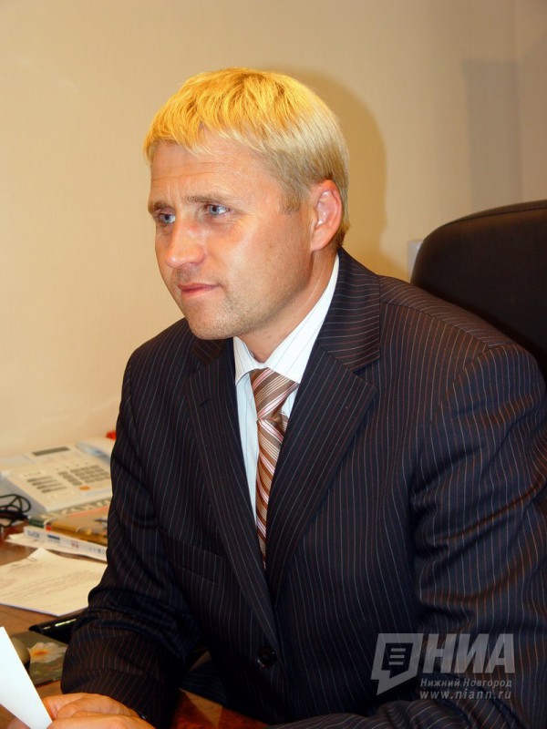 Анатолий Шатохин: Приоритетным направлением работы УБЭП в 2004 году является борьба с коррупцией