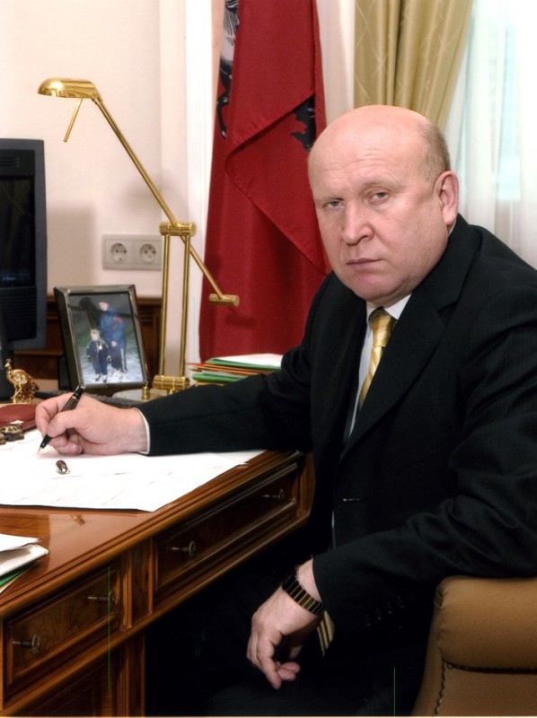 Валерий Шанцев намерен спросить с тех, кто подписал кабальный договор по кредиту, залогом по которому являлась Нижегородская ярмарка