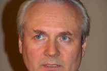 Александр Подлесов: В  бюджете должны быть средства не только на латание дыр, но и на развитие области