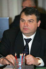 Анатолий Сердюков