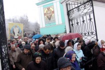 Крестный ход закончился у стен Благовещенского монастыря