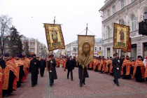 От Кремля Крестный ход прошел по ул. Большая Покровская