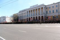 Участие в военном Параде приняло около тысячи военнослужащих
