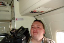 Одними из первых пассажиров самолета Embraer-120 стали журналисты. Ренат Бигбаев ННТВ