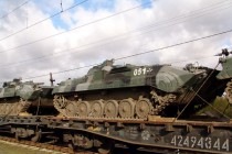 Эшелон насчитывает свыше 40 единиц военной техники