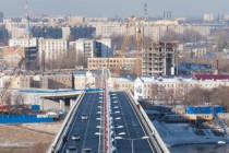 Вид на метромост - первый автомобильный затор