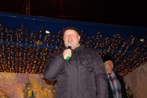 Валерий Шанцев поздравил со сцены собравшихся с Новым годом