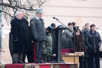 Кавалеристов поздравили начальник ГУВД Виктор Братанов и вице-губернатор Нижегородской области Владимир Иванов