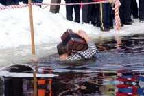 Заплыв с баяном