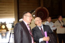 Николай Сатаев и гендиректор ОАО ЦБК Волга Сергей Хвостиков